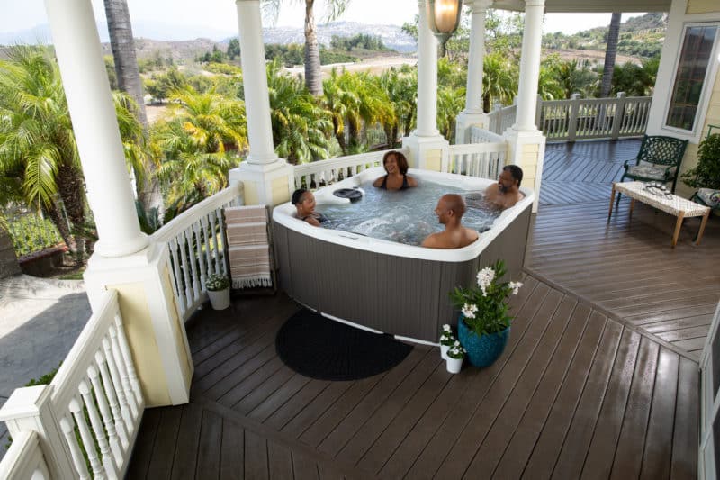 Lifesmart Curacao DLX 5-Person 65-Jet 220-Volt Spa